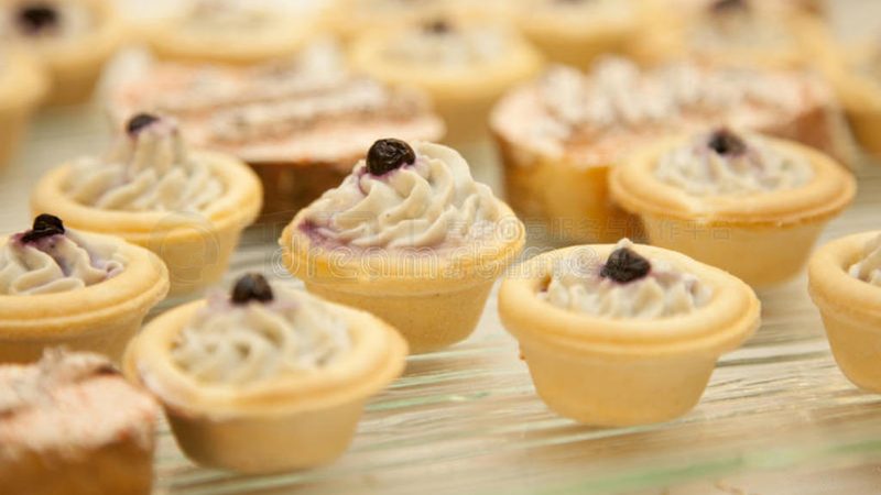 小标题：烘焙原料定制的重要性