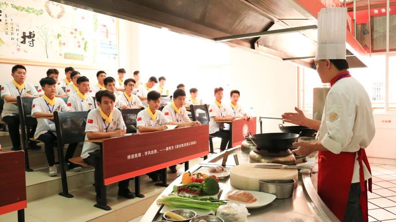 火锅底料代加工：样品提供背后的工艺与标准